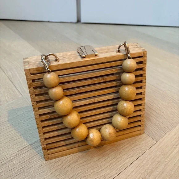 Wooden Beaded Handbag - Picture 3 of 13